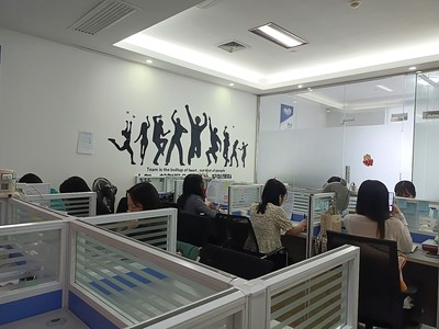 走進(jìn)廣西南寧冠辰數(shù)科商務(wù)信息咨詢公司 專(zhuān)業(yè)環(huán)境與卓越服務(wù)的融合